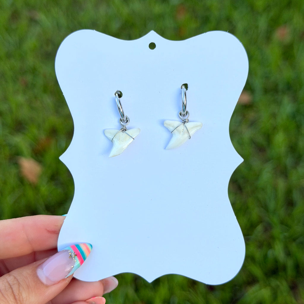 HALI HUGGIE HOOPS