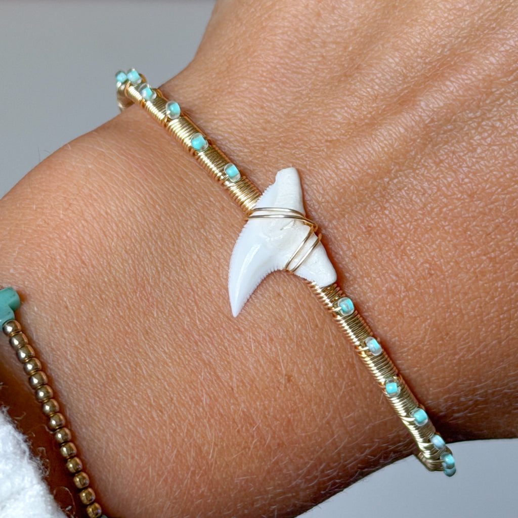 TIDAL JEWELS CUFF