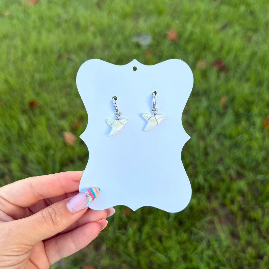 HALI HUGGIE HOOPS