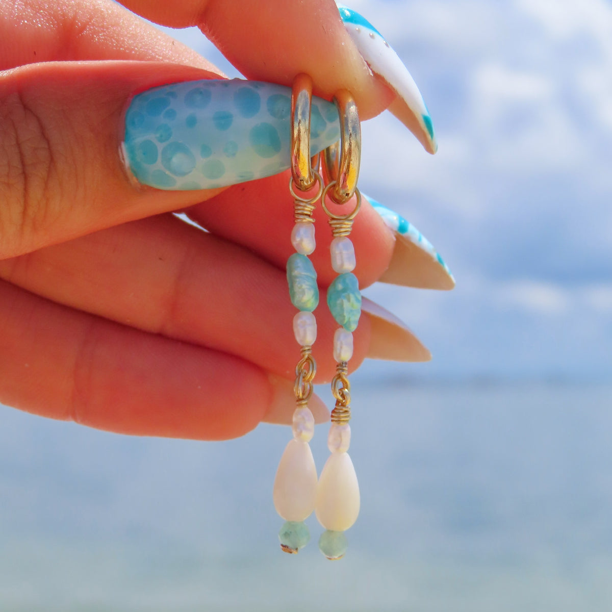 CAPTIVA HUGGIE HOOPS
