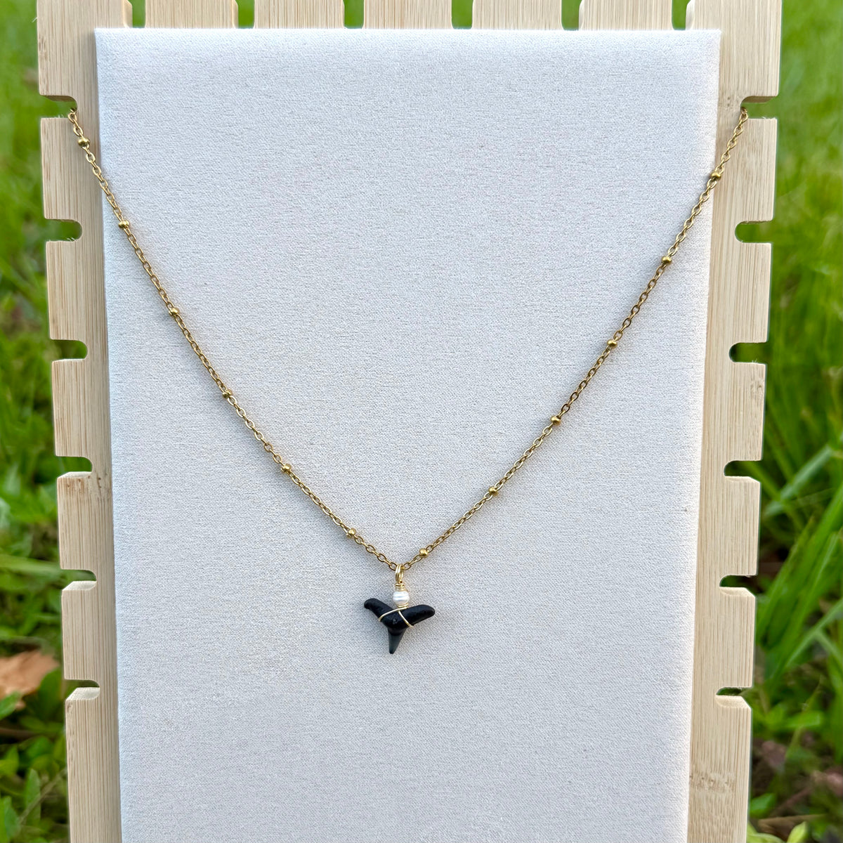 WAVE CHASER NECKLACE