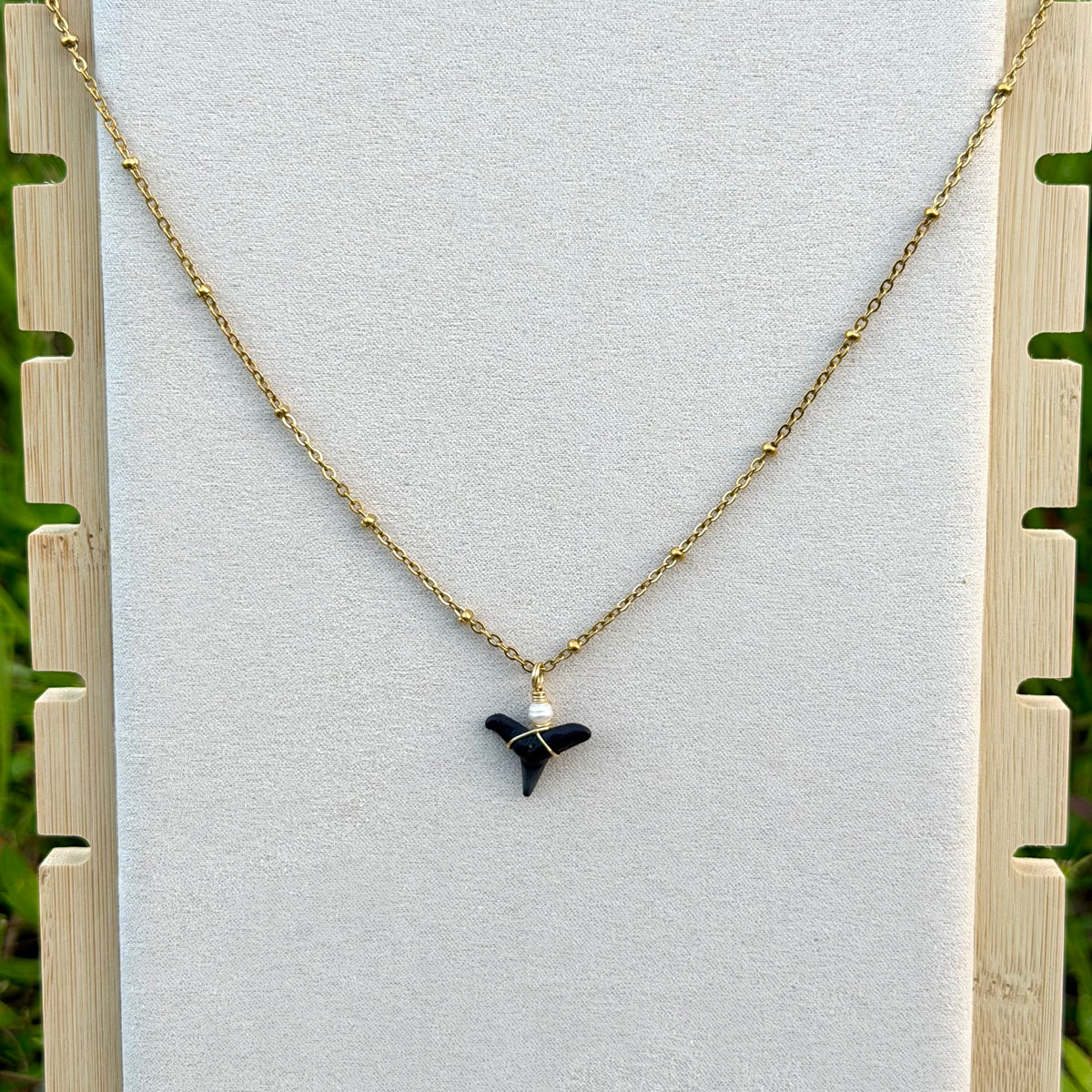 WAVE CHASER NECKLACE