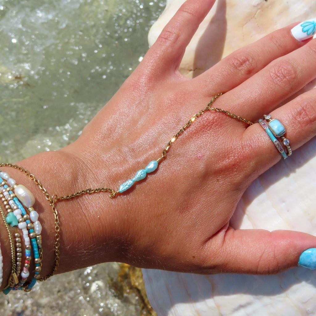 CASTAWAY HAND CHAIN