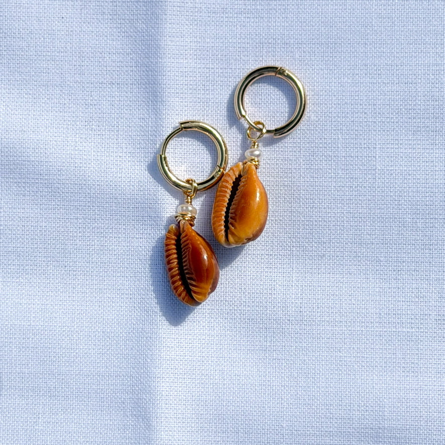 HONEY HUGGIE HOOPS