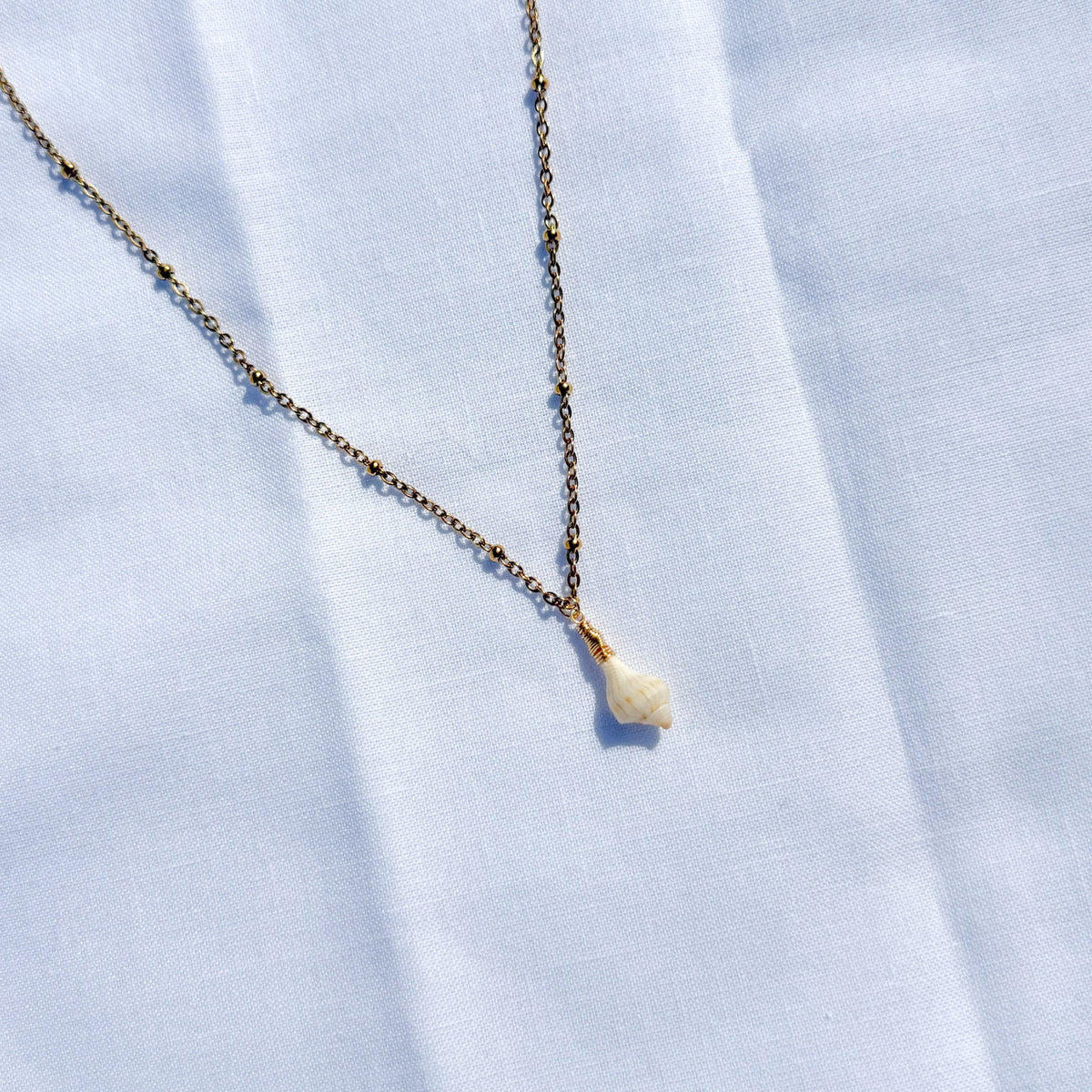 SPINDLE NECKLACE
