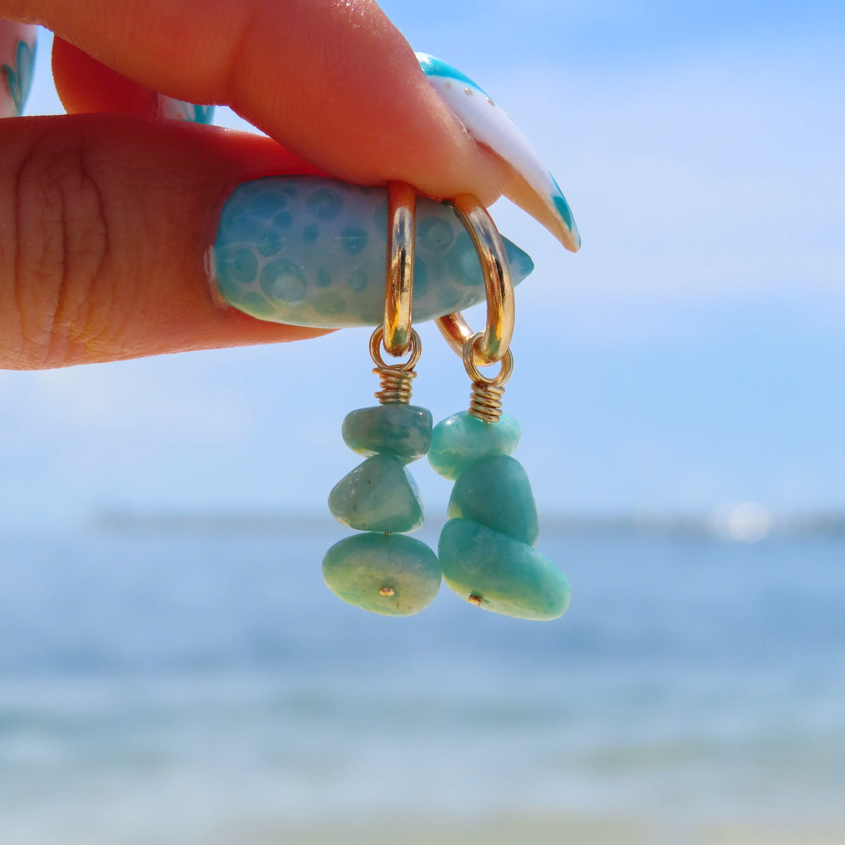ROCKETTE HUGGIE HOOPS