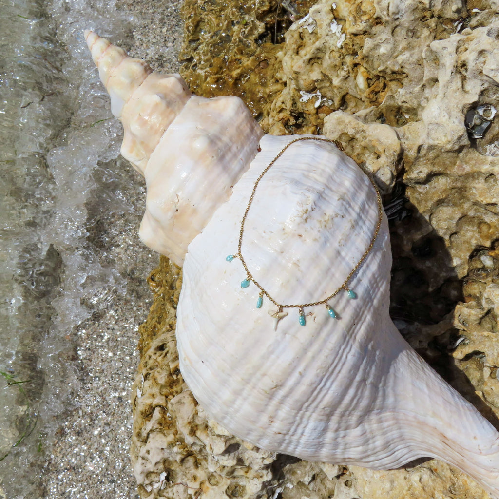 CASTAWAY NECKLACE