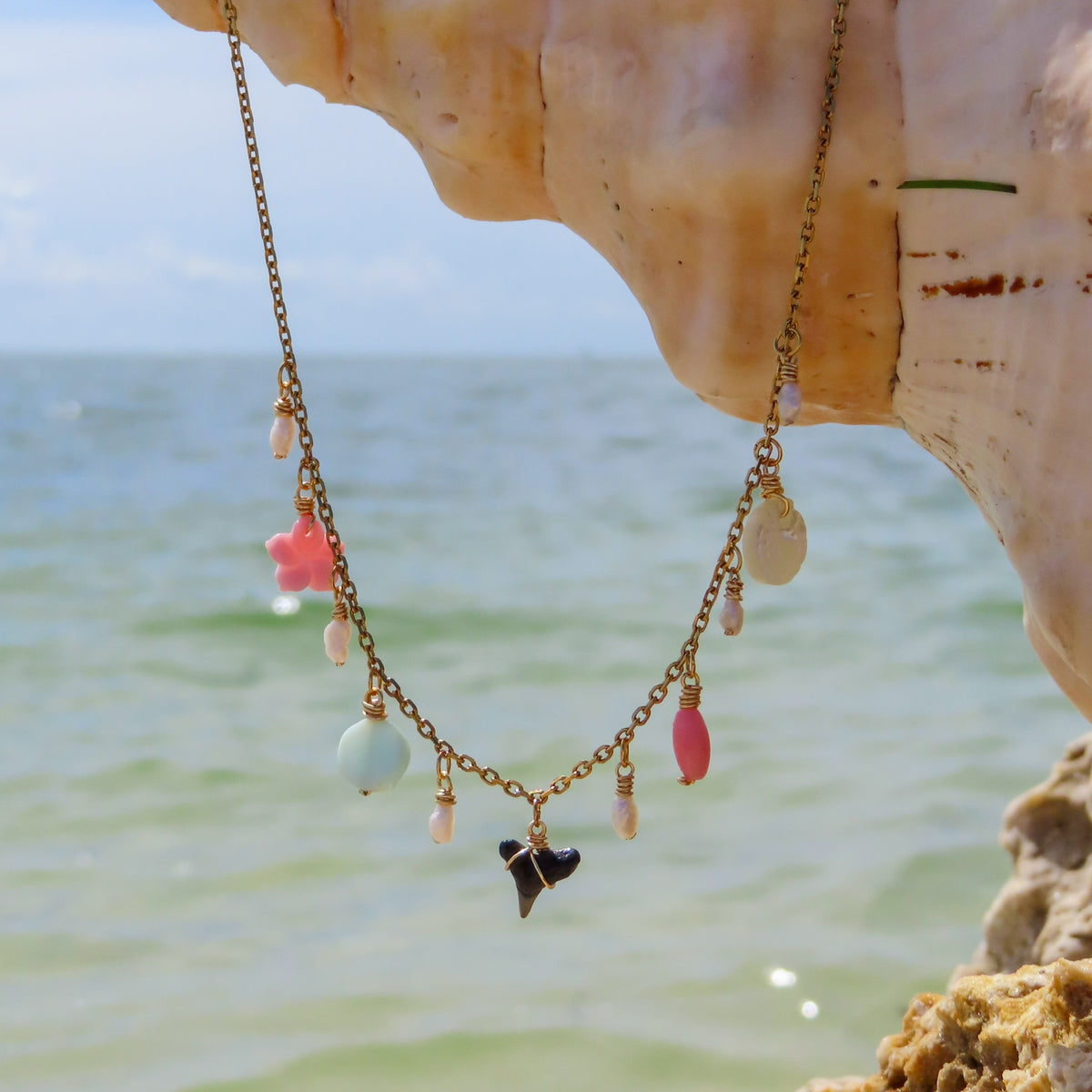 DRIFTER CHARM NECKLACE