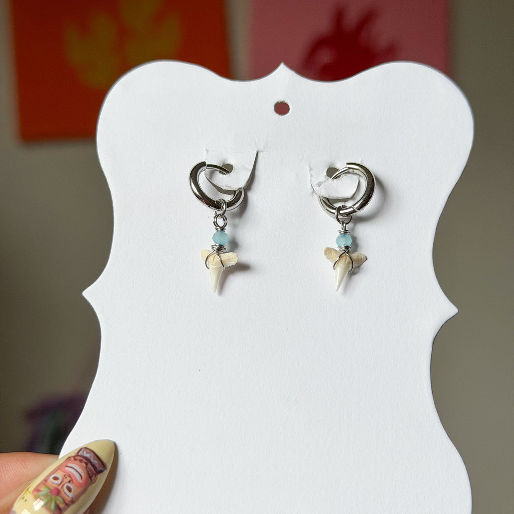 TIDAL JEWELS HUGGIE HOOPS