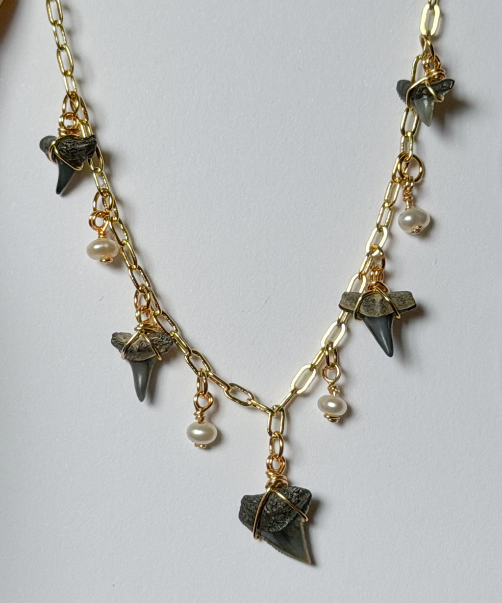 ENDLESS SUMMER CHARM NECKLACE