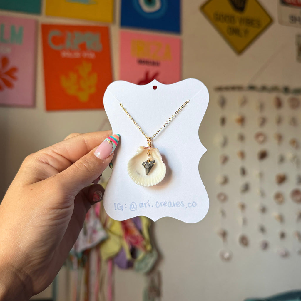 TIDE TREASURES NECKLACE