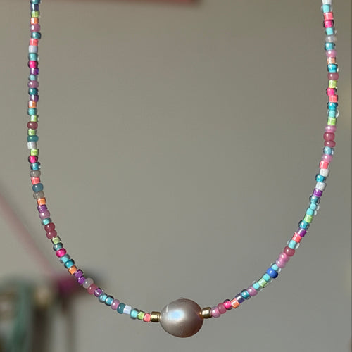 ALOHA CHOKER NECKLACE