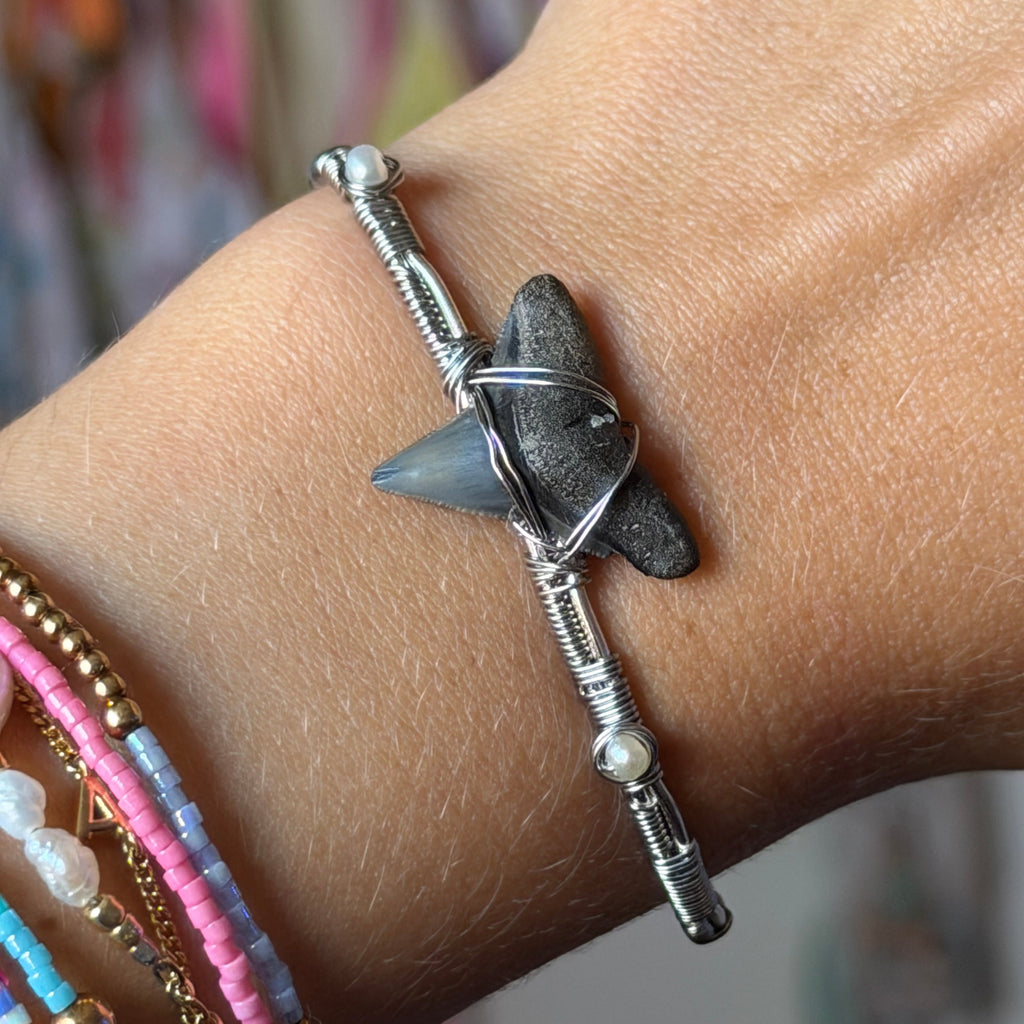 SALTWATER BANGLE
