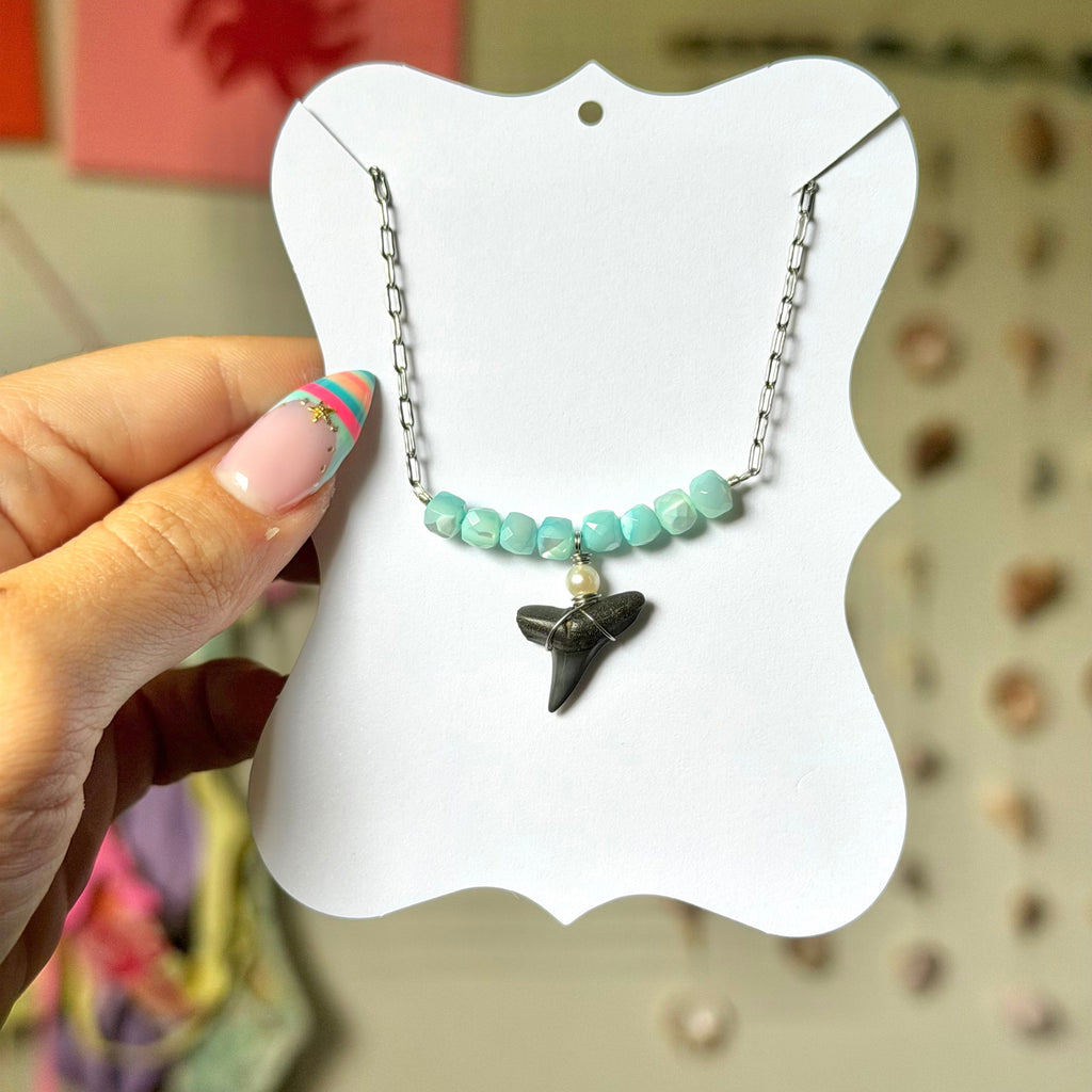 SEAFOAM NECKLACE