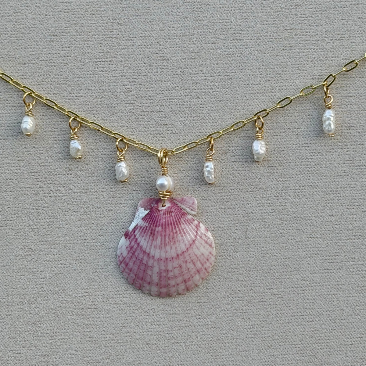 BEACHCOMBER CHARM NECKLACE